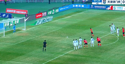 中超焦点战点球争议引爆赛后争议