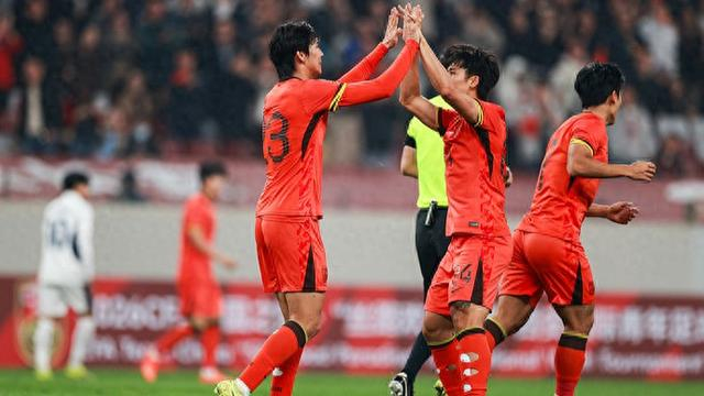 U23国足逆转战平泰国 上下半场判若两队为国足重