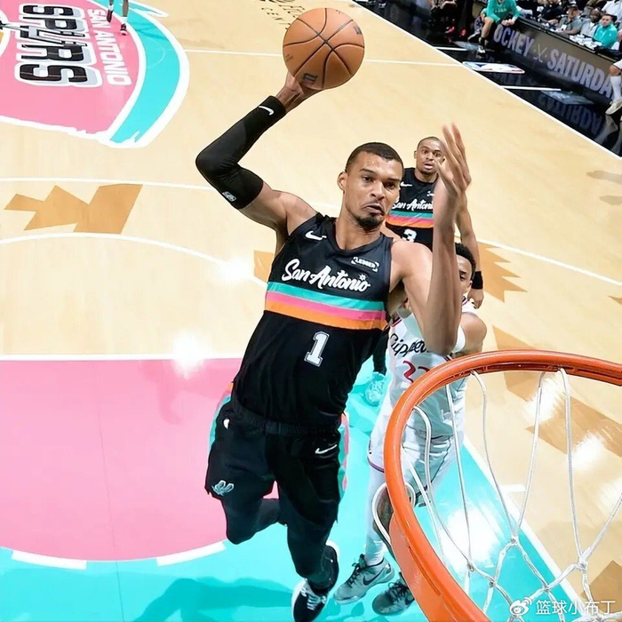 文班亚马或成NBA新门面 现实与潜力的博弈