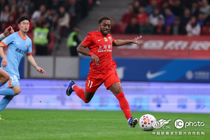 上海海港绝杀云南玉昆 莱昂纳多双响助球队逆转