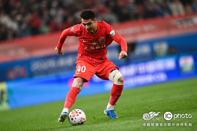 上海海港绝杀云南玉昆 莱昂纳多双响助球队逆转