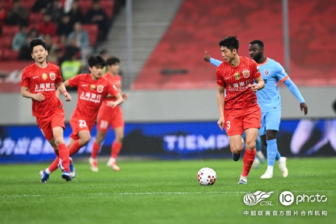 上海海港绝杀云南玉昆 莱昂纳多双响助球队逆转