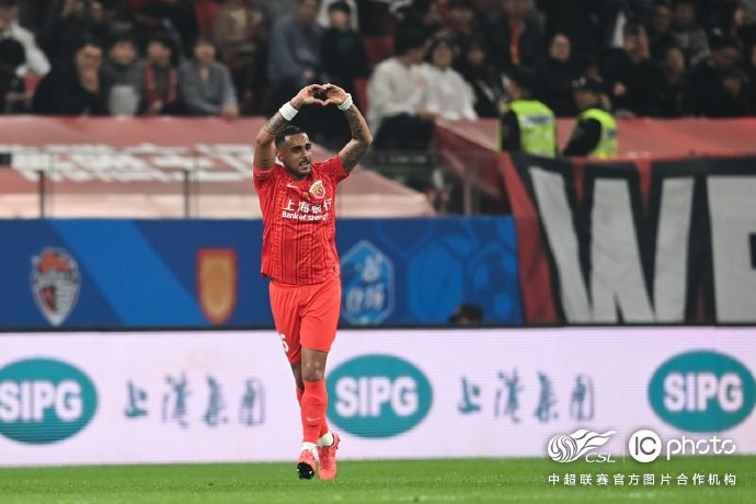 上海海港绝杀云南玉昆 莱昂纳多双响助球队逆转